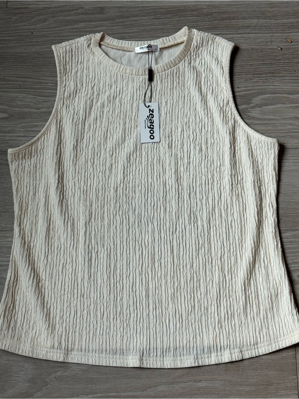 zeagoo Cream Textured Sleeveless Crewneck Tank Top